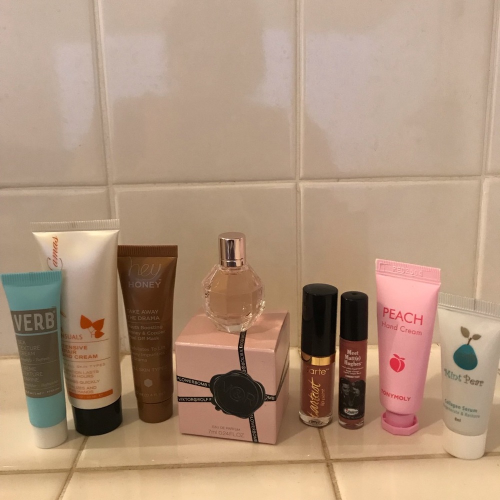 Viktor Rolf FlowerBomb Bundle